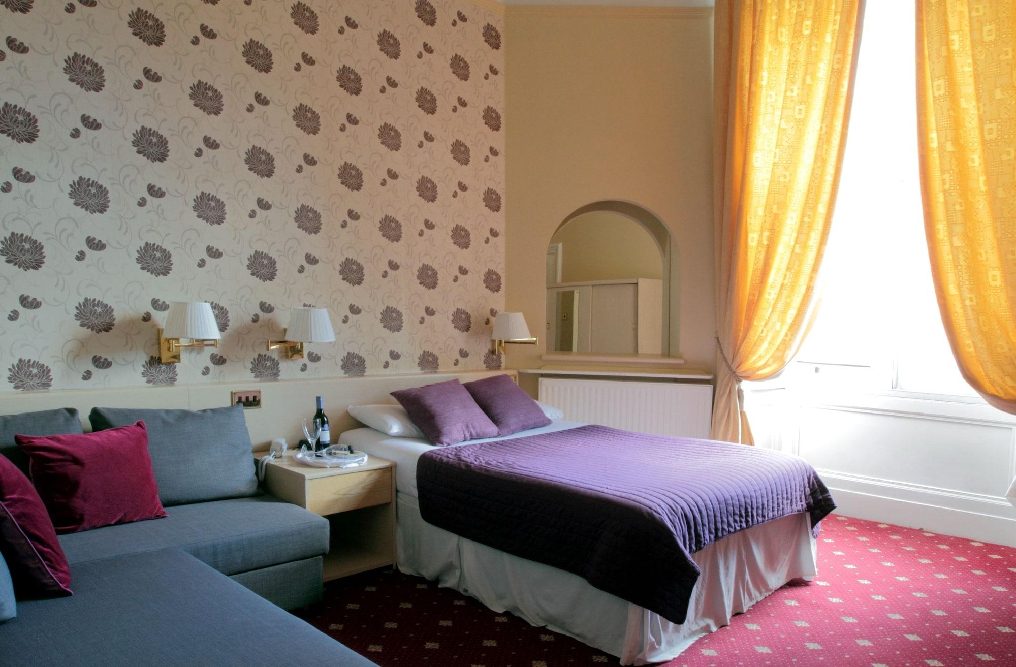 Thistle Hotel Edinburgh Exterior photo