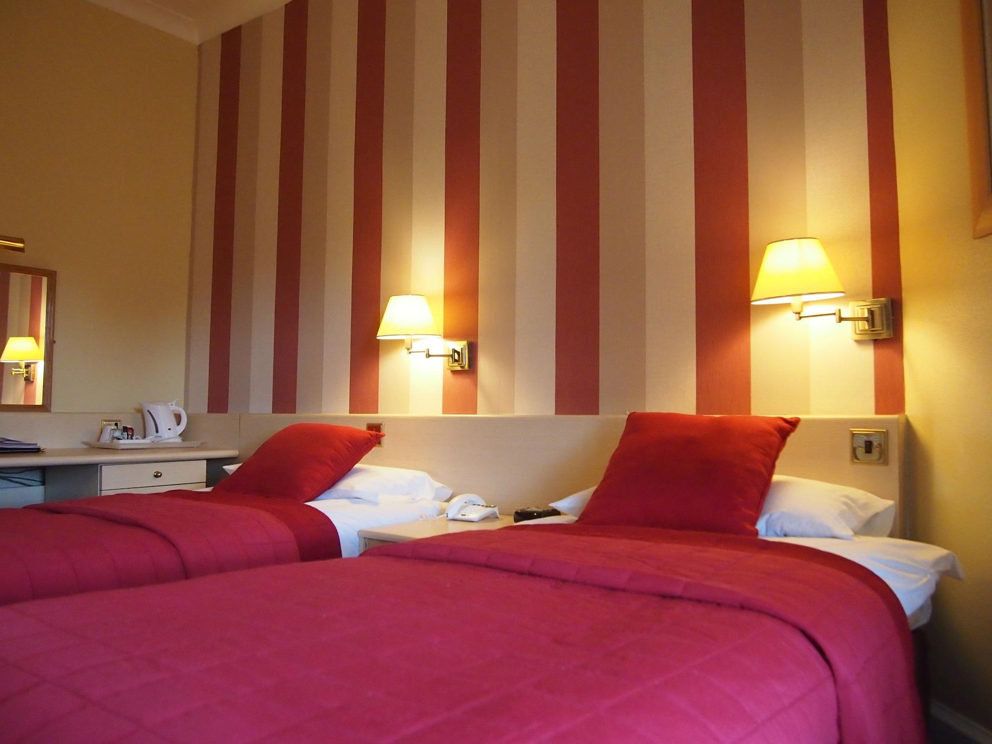 Thistle Hotel Edinburgh Exterior photo