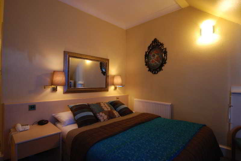 Thistle Hotel Edinburgh Exterior photo