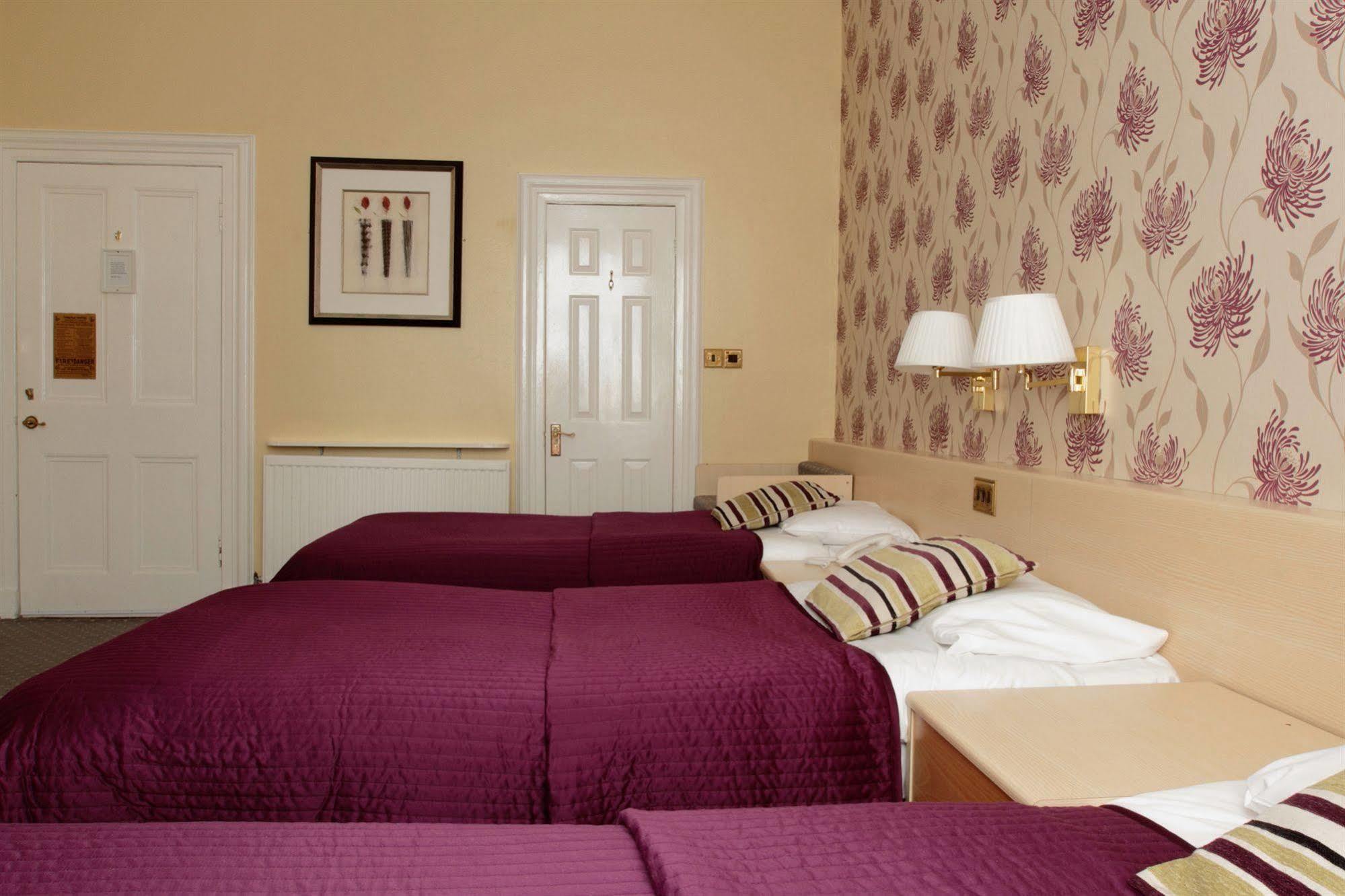 Thistle Hotel Edinburgh Exterior photo